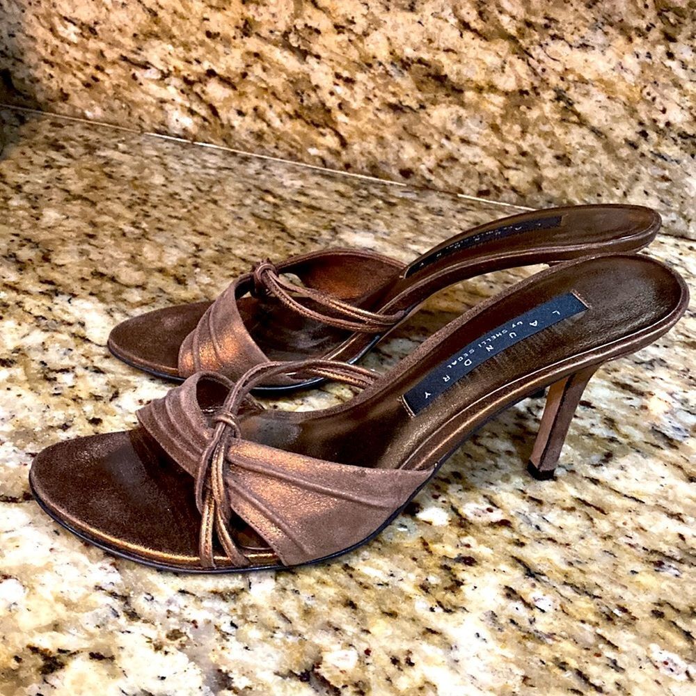 Laundry by Shelli segal shoes